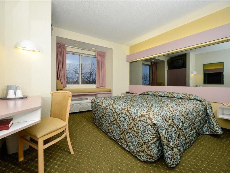 Americas Best Value Inn - East Syracuse Exteriör bild