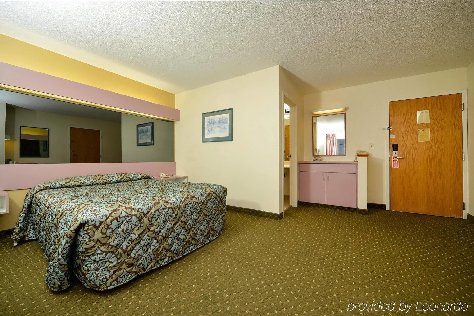 Americas Best Value Inn - East Syracuse Rum bild