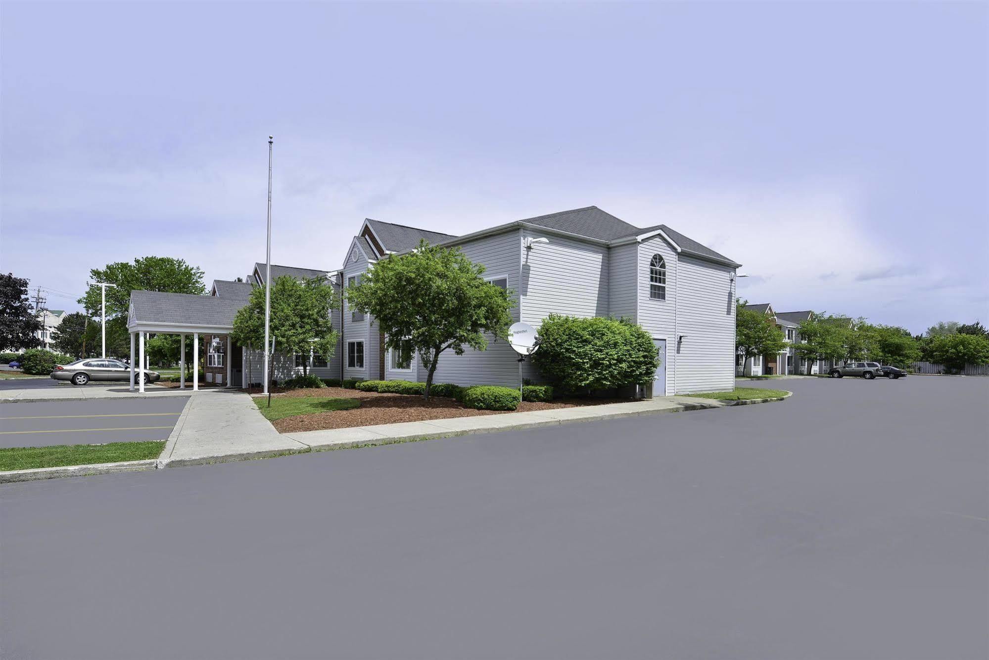 Americas Best Value Inn - East Syracuse Exteriör bild